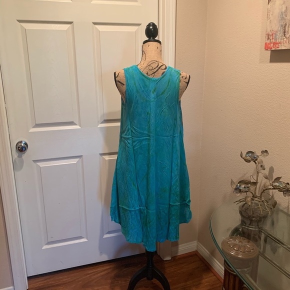 Multi colored print short umbrella dress. - Picture 4 of 5